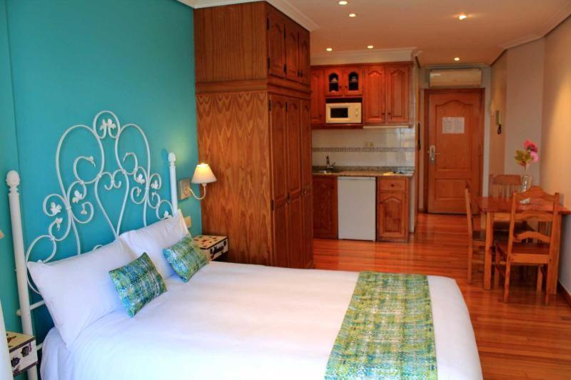 Apartamentos Alda Porta Do Sol Vigo Habitación foto